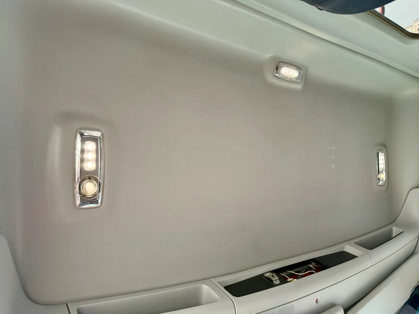 2015 Kenworth T880 - image 21