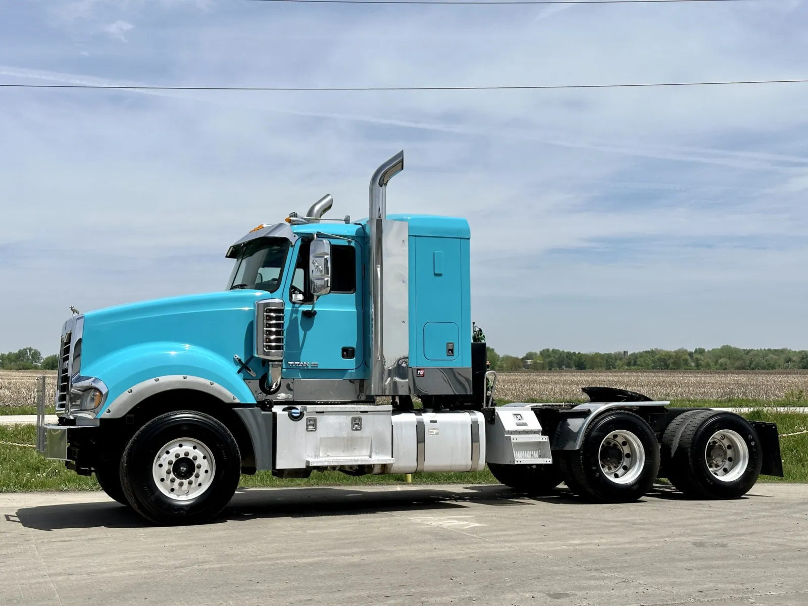 2016 Mack - image 2