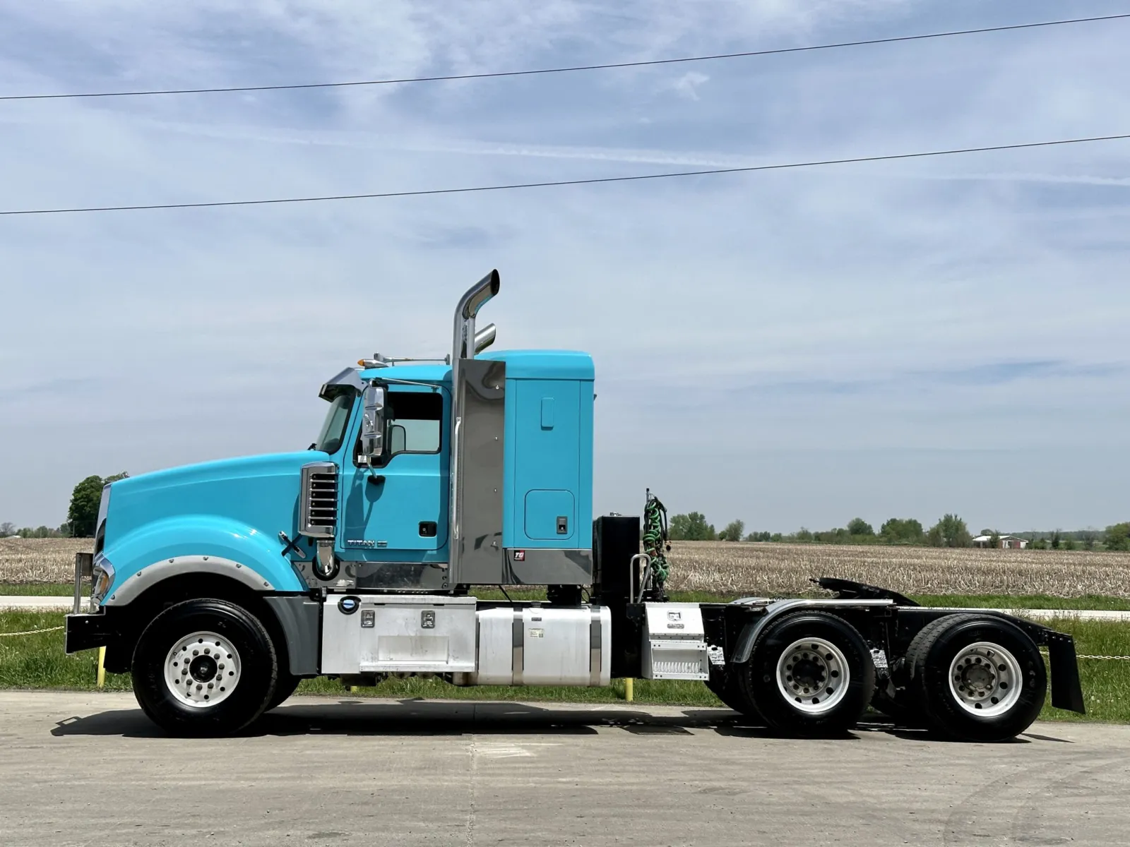 2016 Mack - image 4