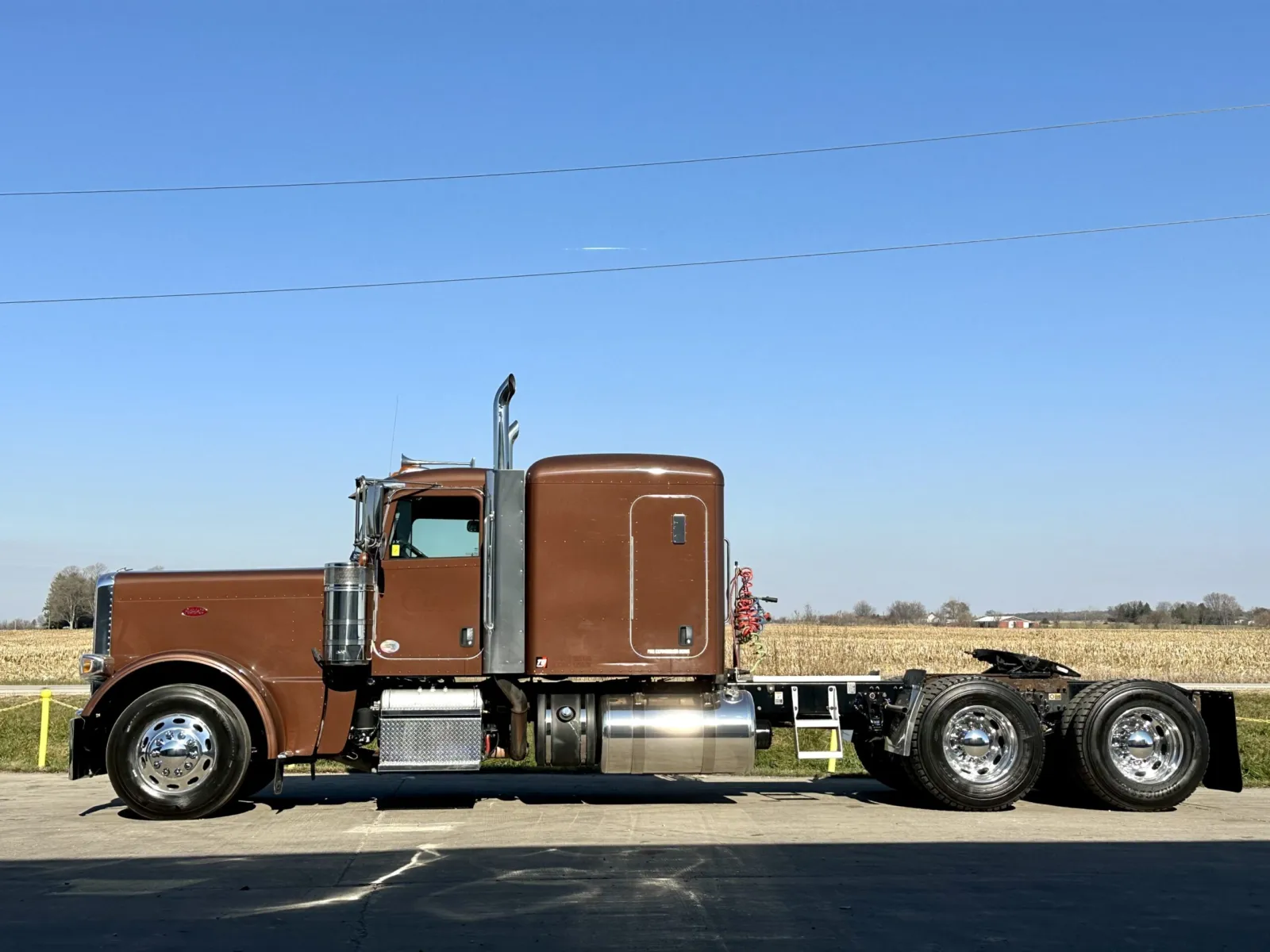 2018 Peterbilt 389 - image 4