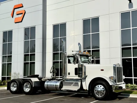 Photos of 2022 PETERBILT 389 for sale in New Lenox, IL at Forge Truck Centers - Illinois