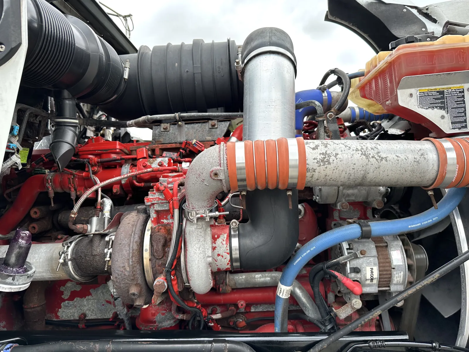 2015 Kenworth T800 - image 13