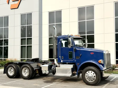 Photos of 2015 PETERBILT 365 for sale in New Lenox, IL at Forge Truck Centers - Illinois