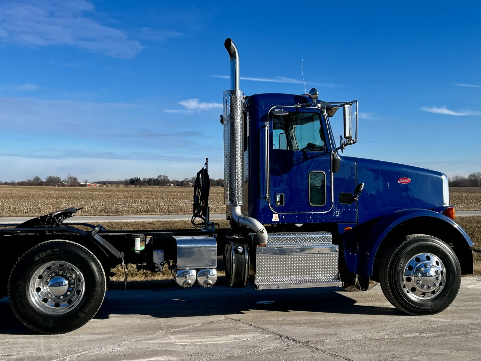 2015 Peterbilt 365 - image 7