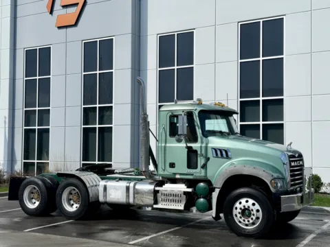 Photos of 2015 MACK GU713 for sale in New Lenox, IL at Forge Truck Centers - Illinois