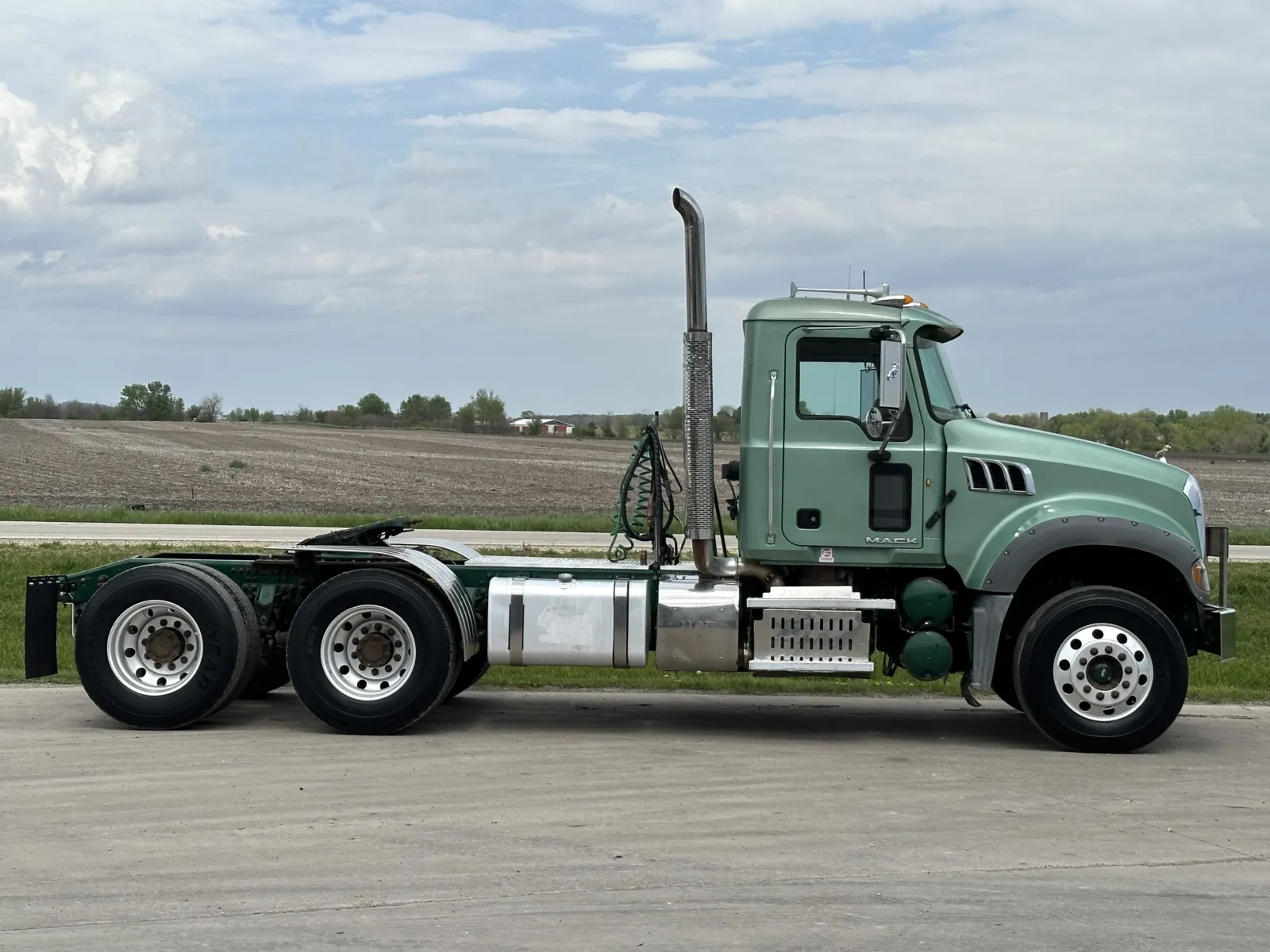 Makky Metal FX Slayer R Beadlock | Gloss Black Contrast Cut – Pro