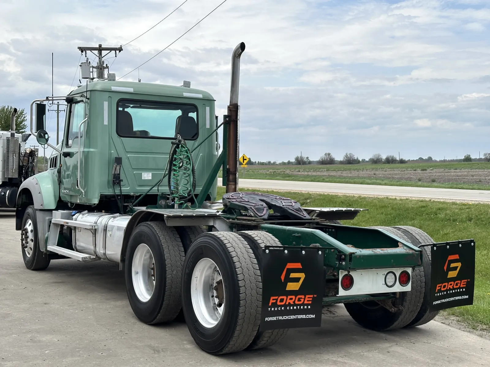 2015 Mack - image 6