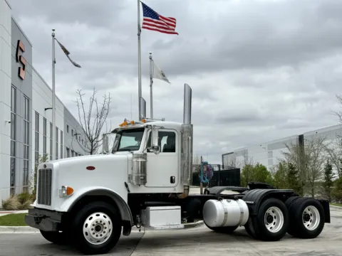 2013 PETERBILT 367 for sale in New Lenox, IL