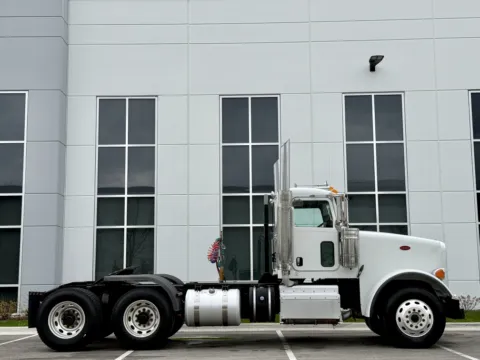 Another view of 2013 PETERBILT 367 for sale in New Lenox, IL at Forge Truck Centers - Illinois
