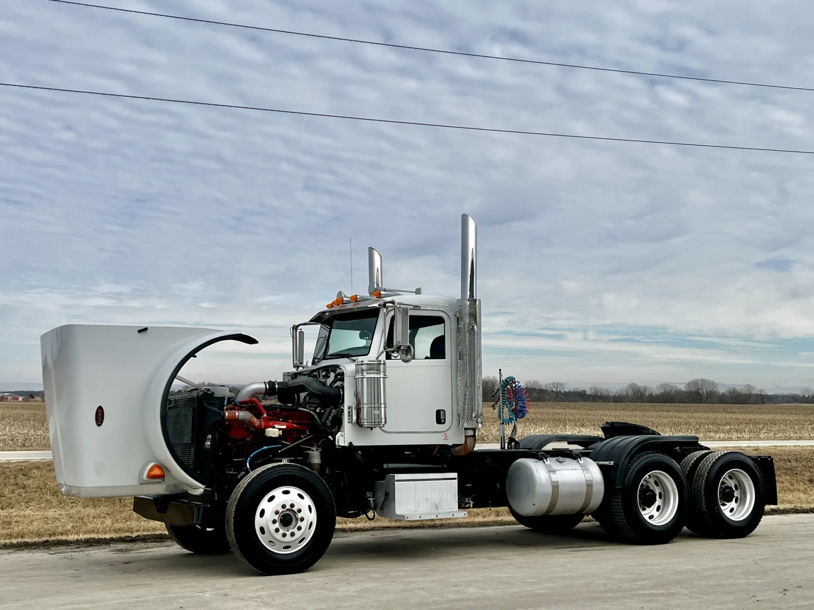 2013 Peterbilt - image 10