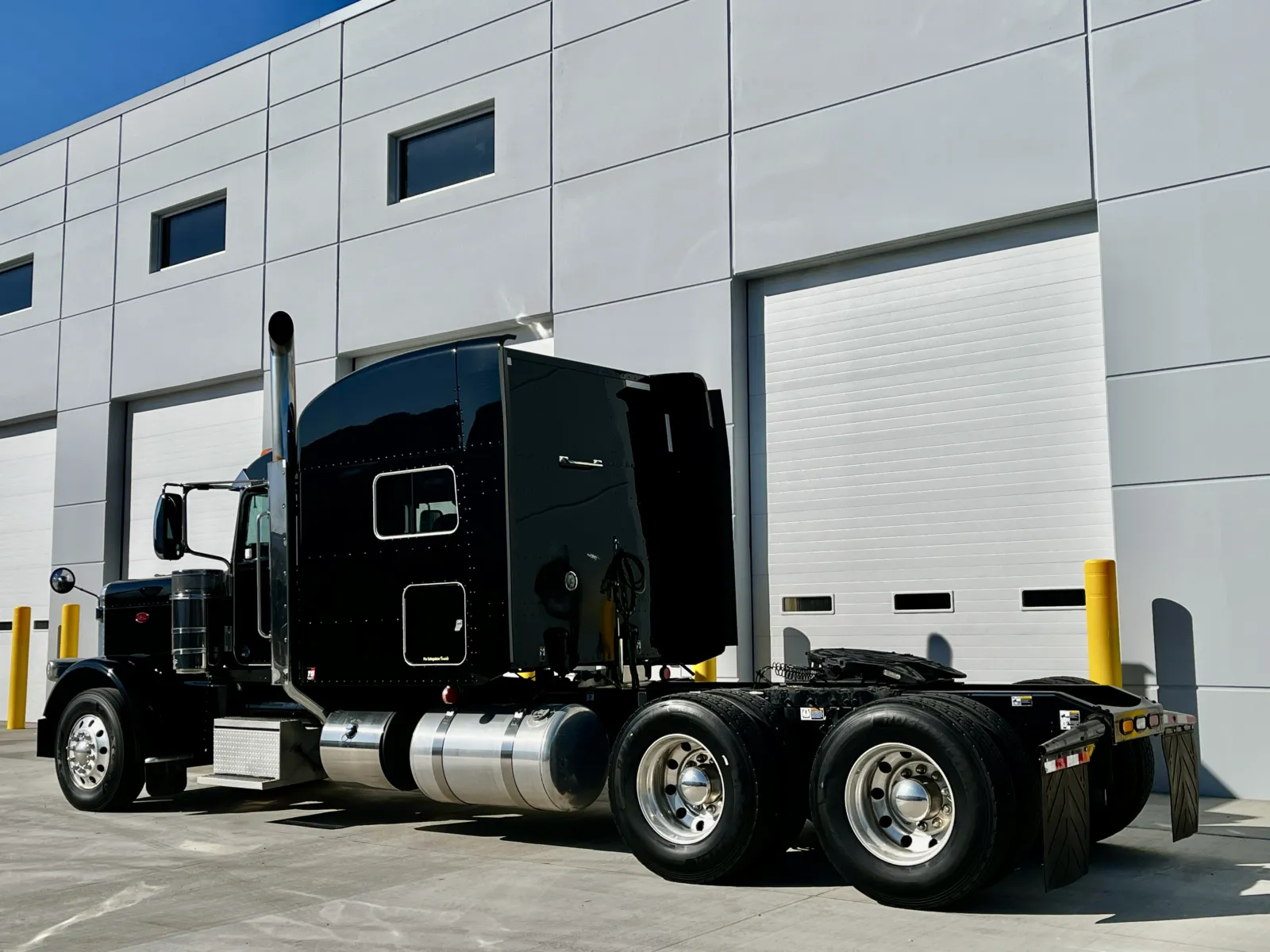 2019 Peterbilt 389 - image 6
