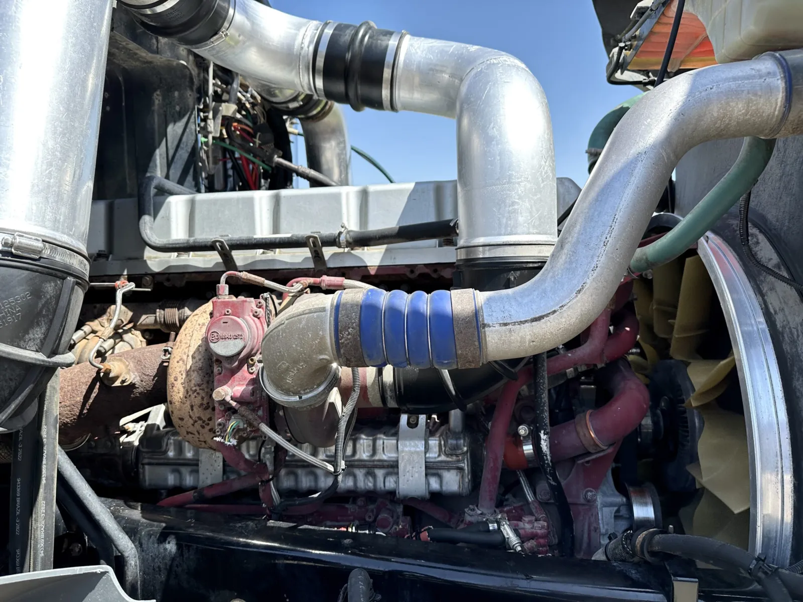 2016 Mack - image 12