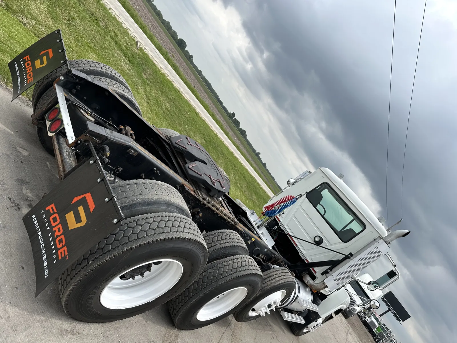 2007 Mack - image 11