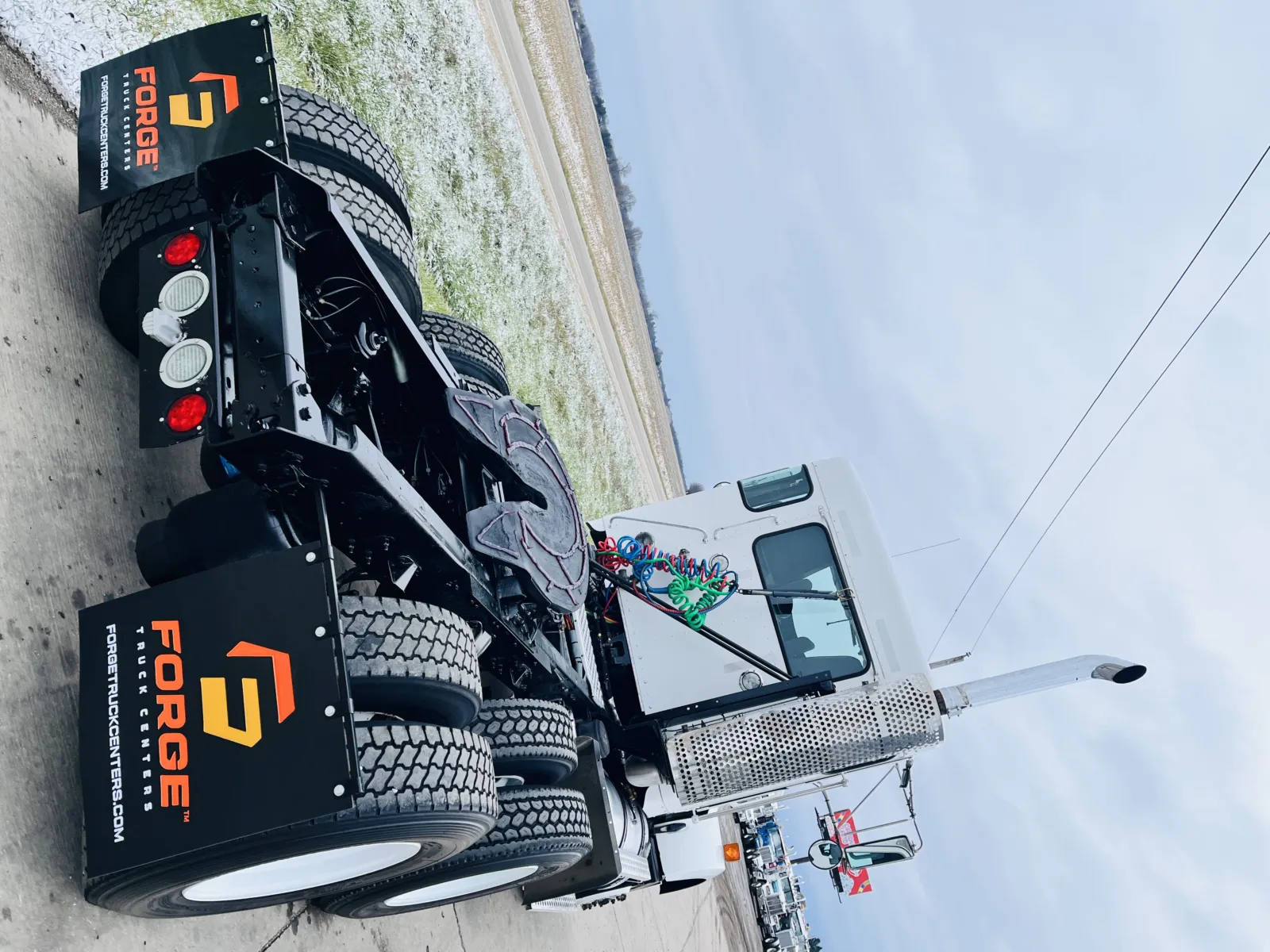 2010 Kenworth T800 - image 11