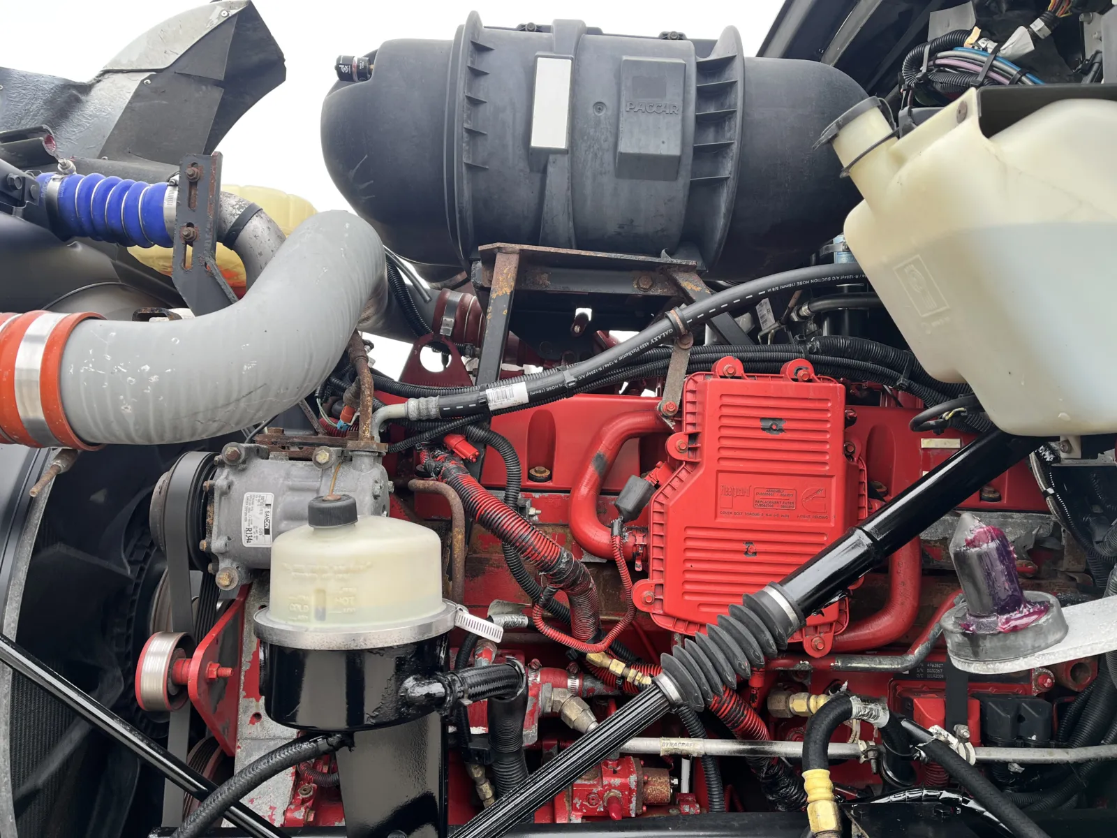 2010 Kenworth T800 - image 13