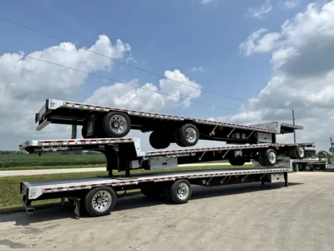 Photos of 2024 TRAIL KING KINGTK80ACS53'TRAILER for sale in New Lenox, IL at Forge Truck Centers - Illinois