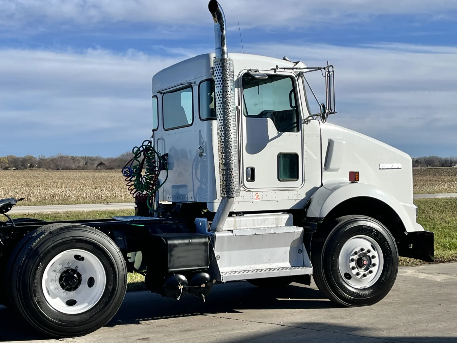 2011 Kenworth T800 - image 7
