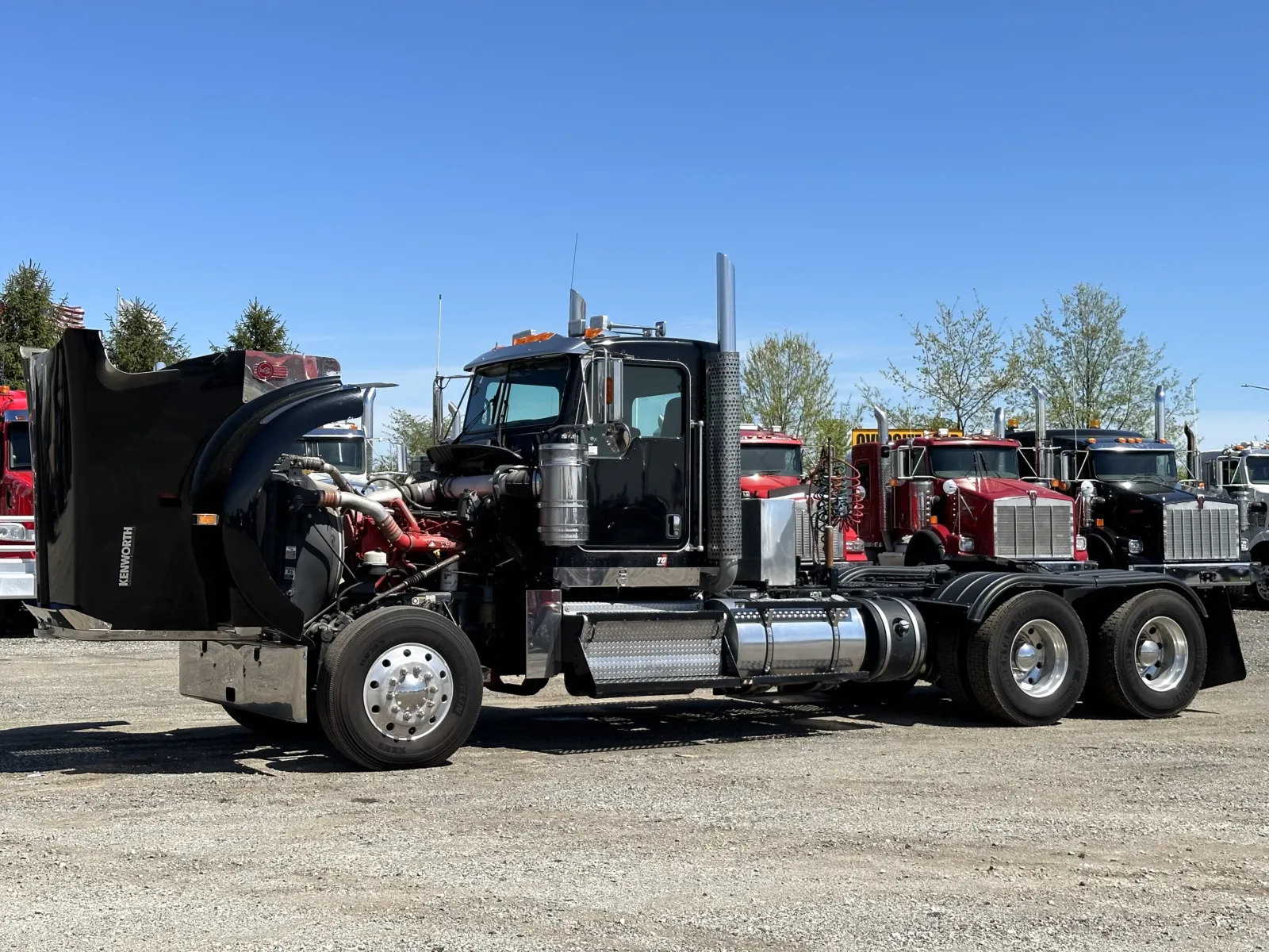 2011 Kenworth W900 - image 10