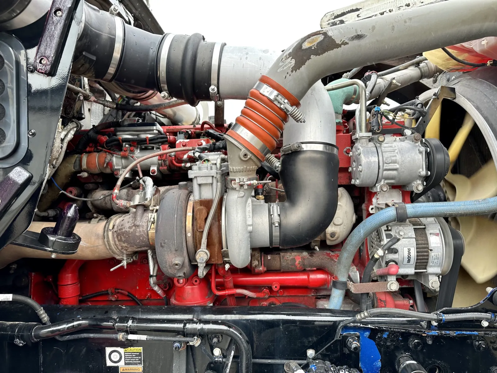 2011 Kenworth W900 - image 12