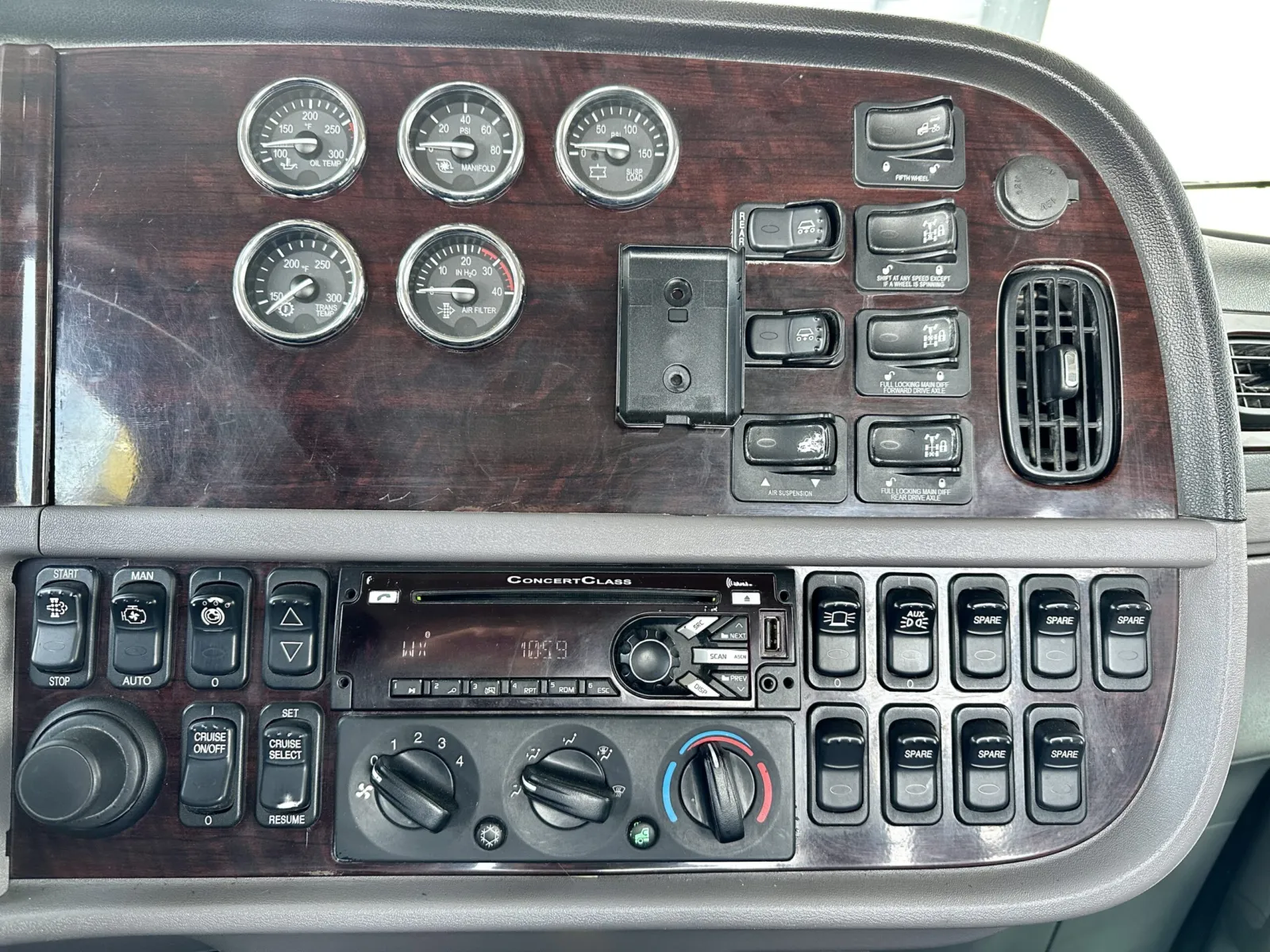 2014 Peterbilt 389 - image 19