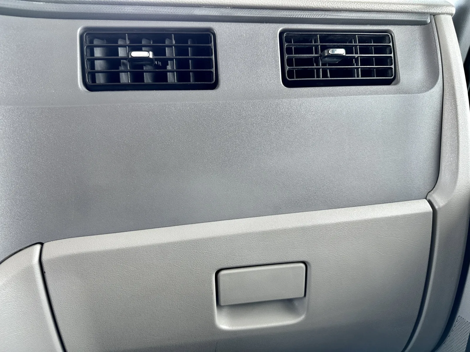 2016 Peterbilt 567 - image 18