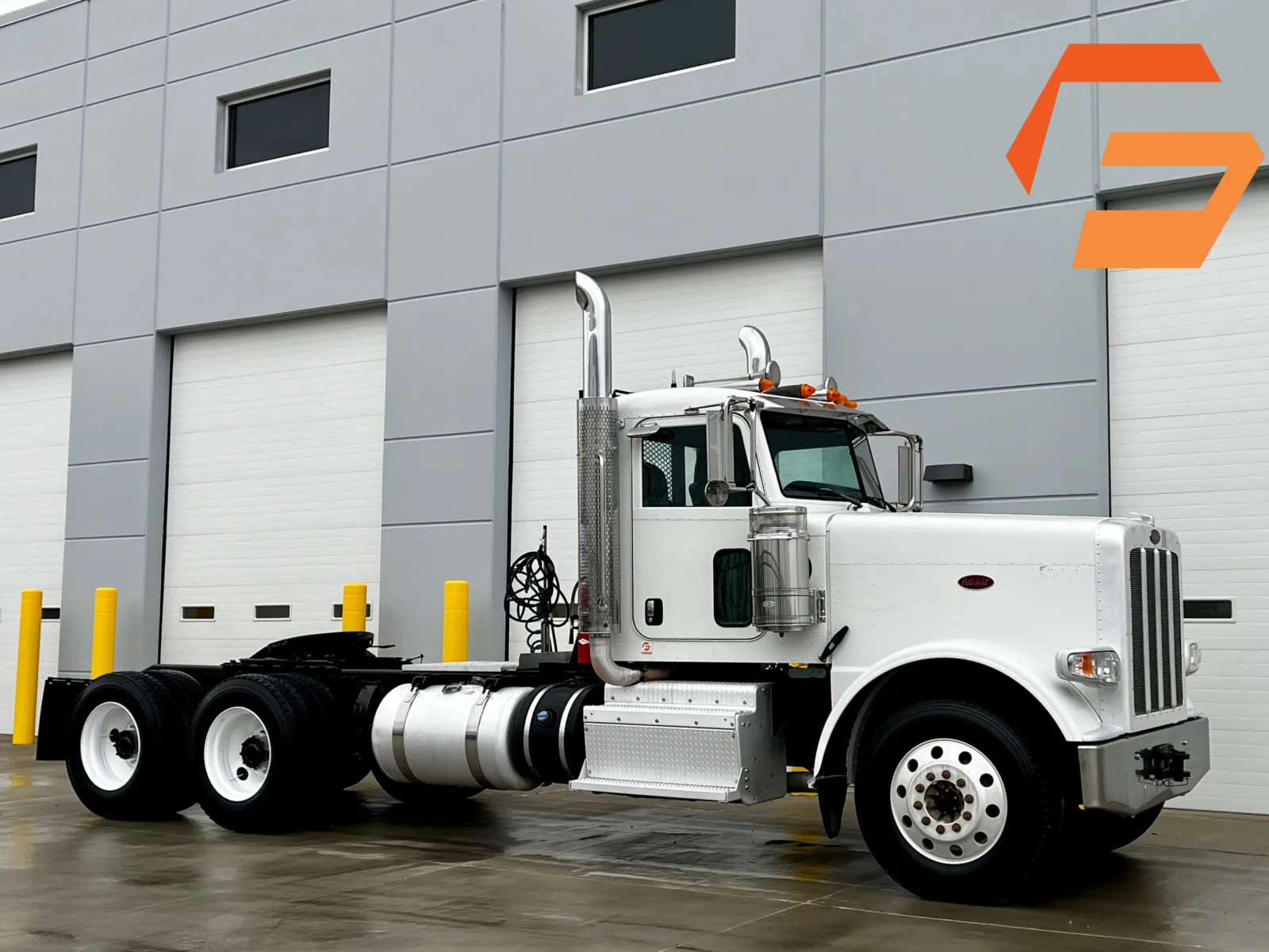2014 PETERBILT 388