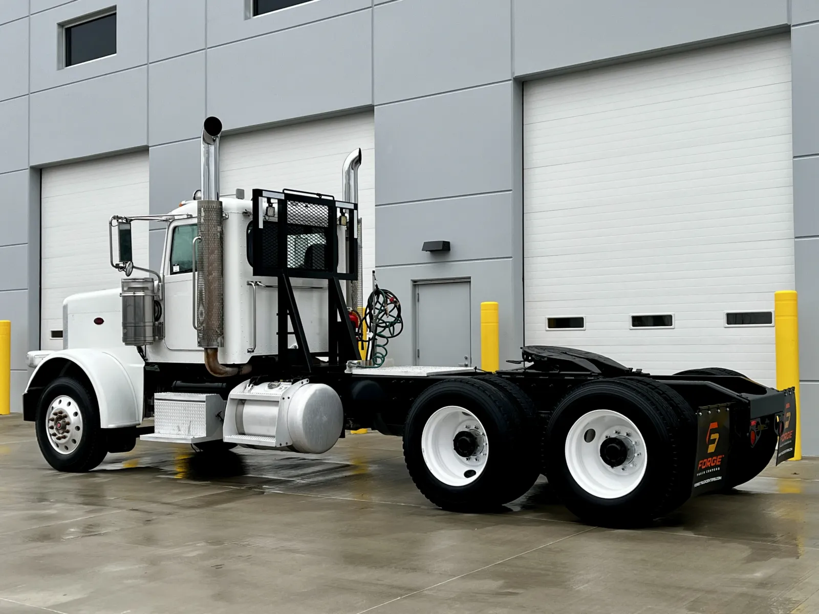 2014 Peterbilt - image 6