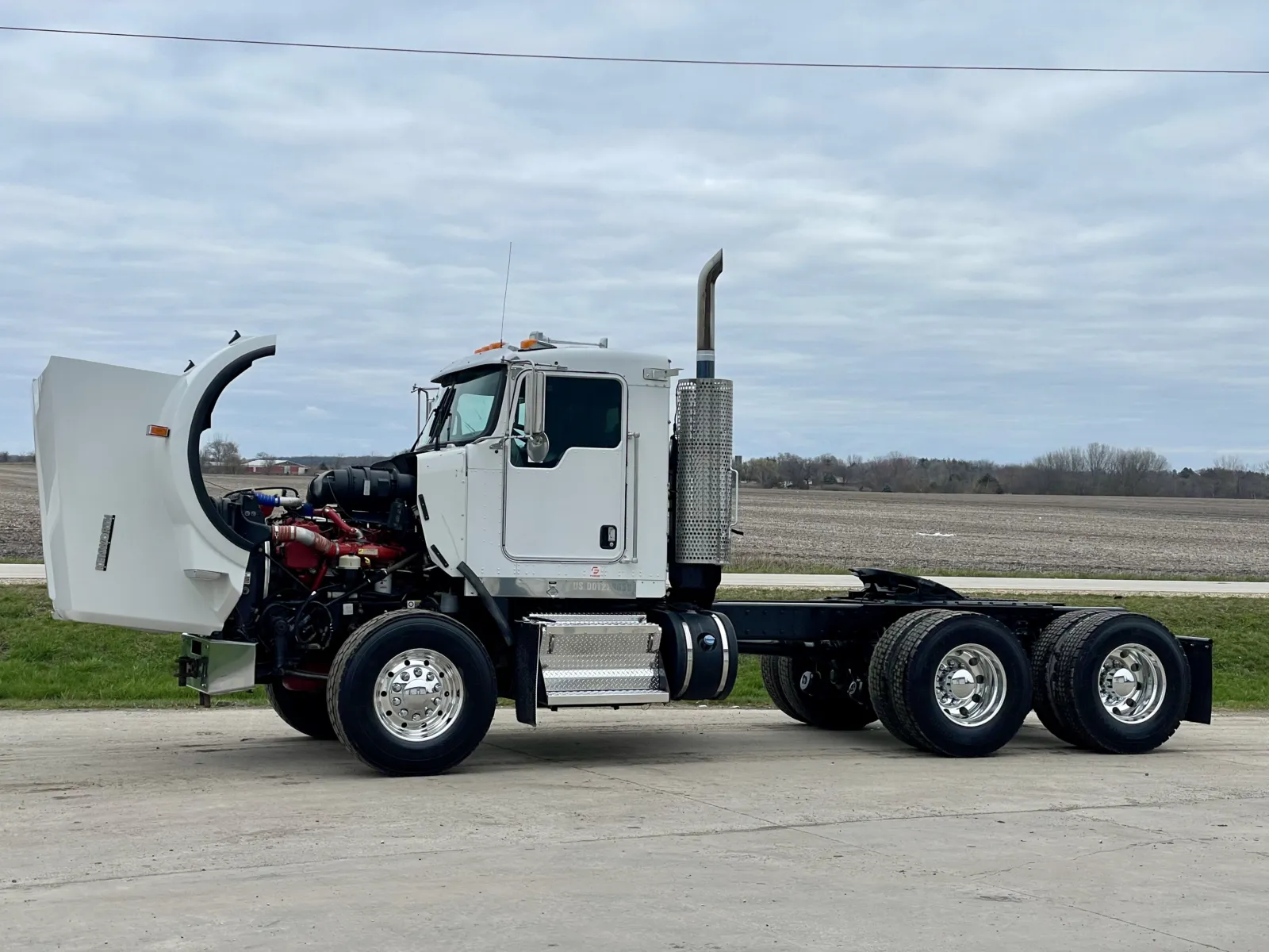 2014 Kenworth T800 - image 10