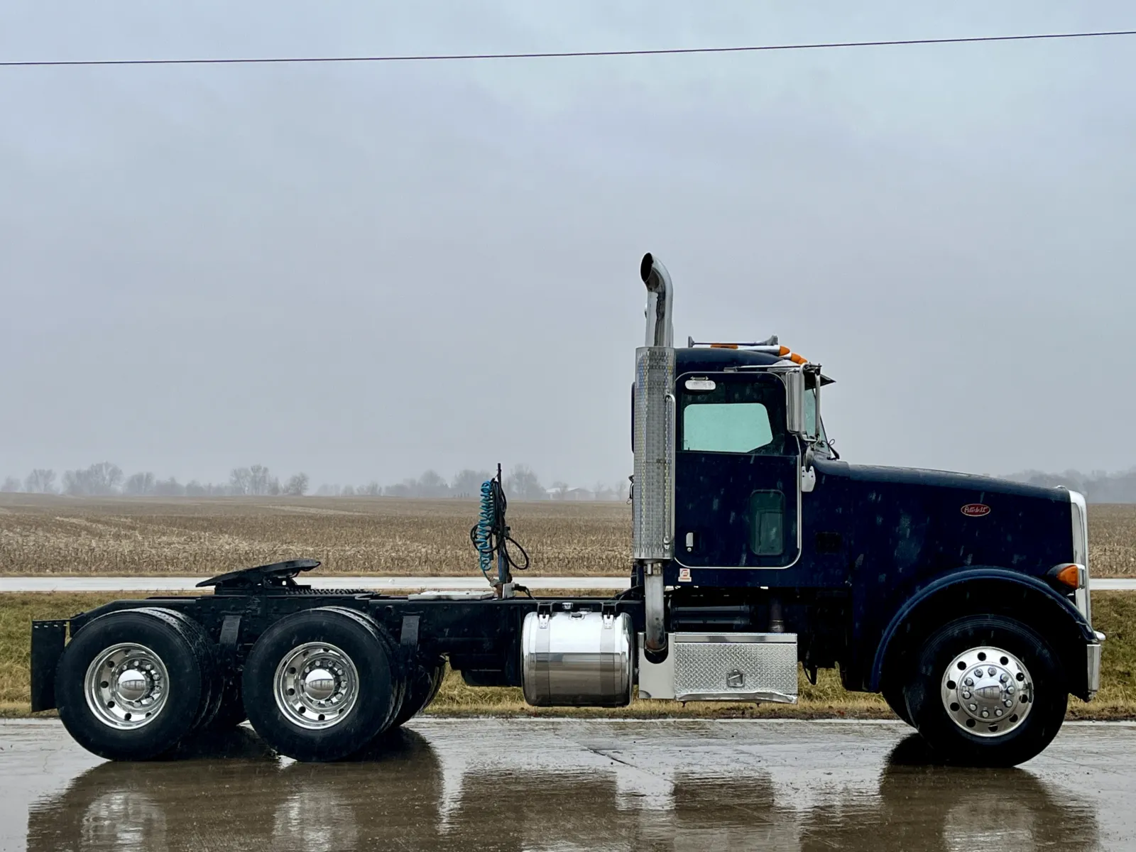 2008 Peterbilt - image 3