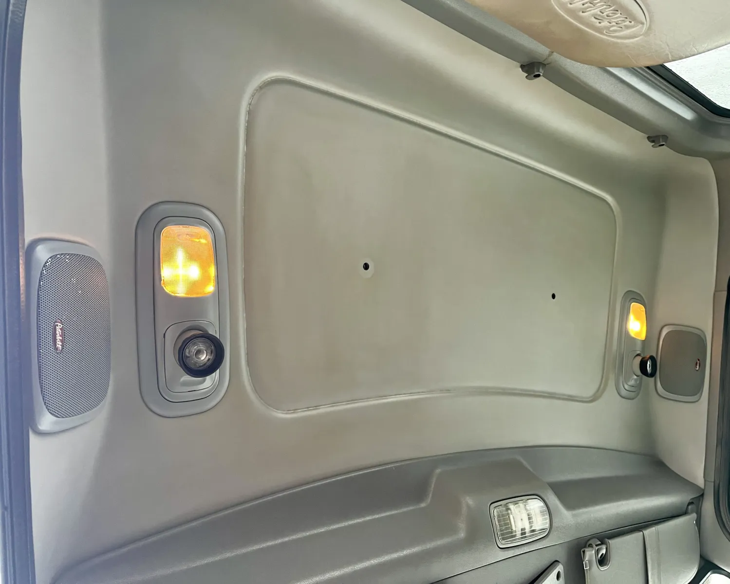 2008 Peterbilt - image 21