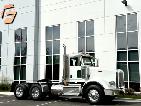 Photos of 2015 PETERBILT 367 for sale in New Lenox, IL at Forge Truck Centers - Illinois