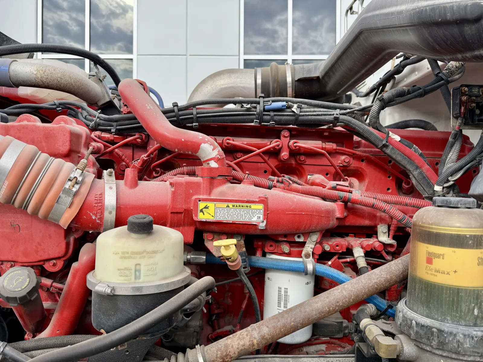 2015 Peterbilt - image 12