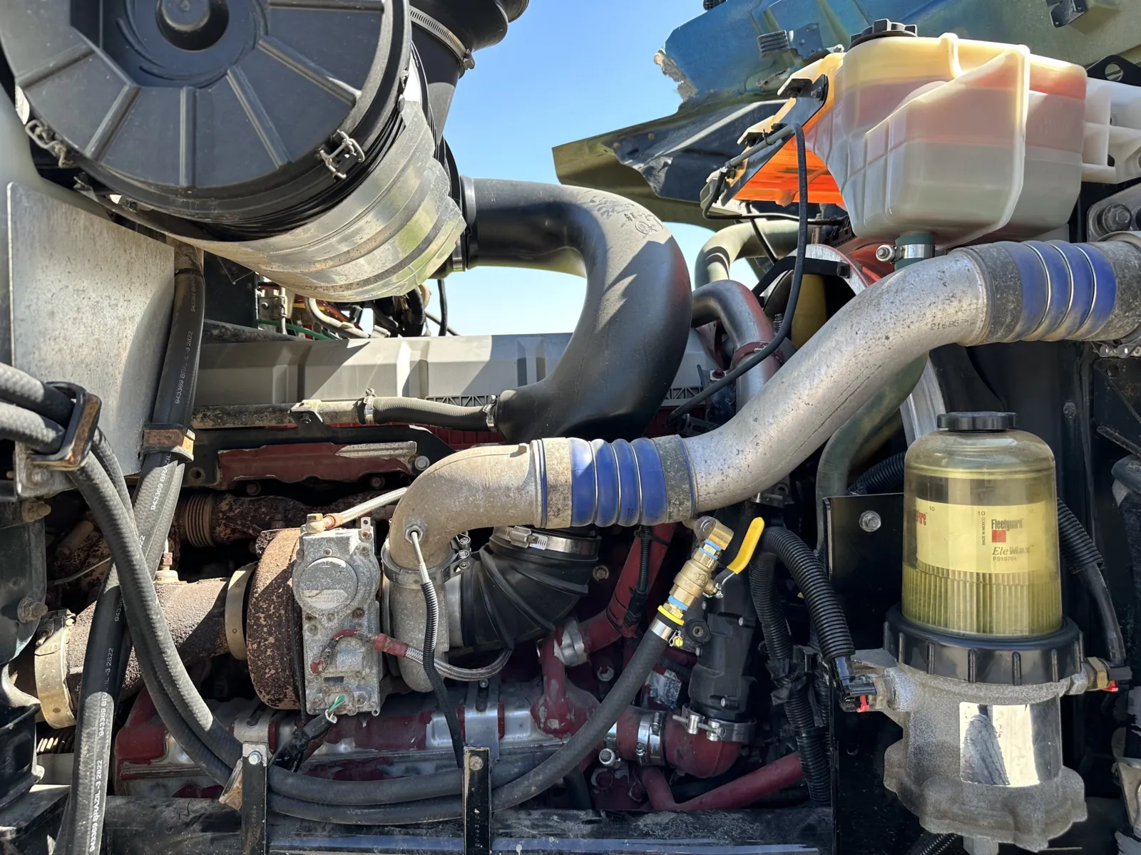 2015 Mack - image 13