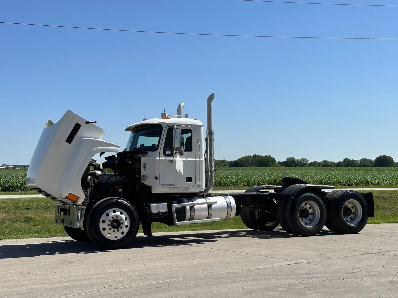 2012 Mack - image 10