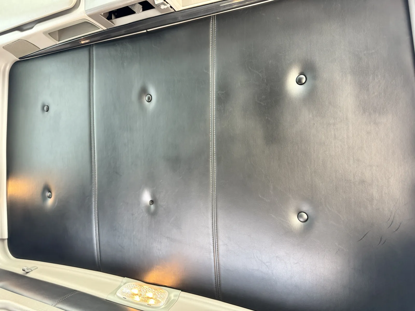 2015 Kenworth W900 - image 21