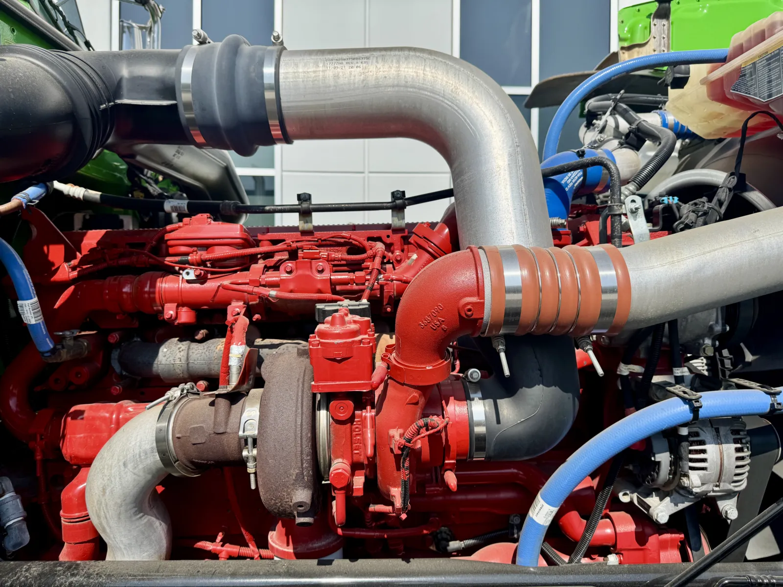 2022 Peterbilt 389 - image 13