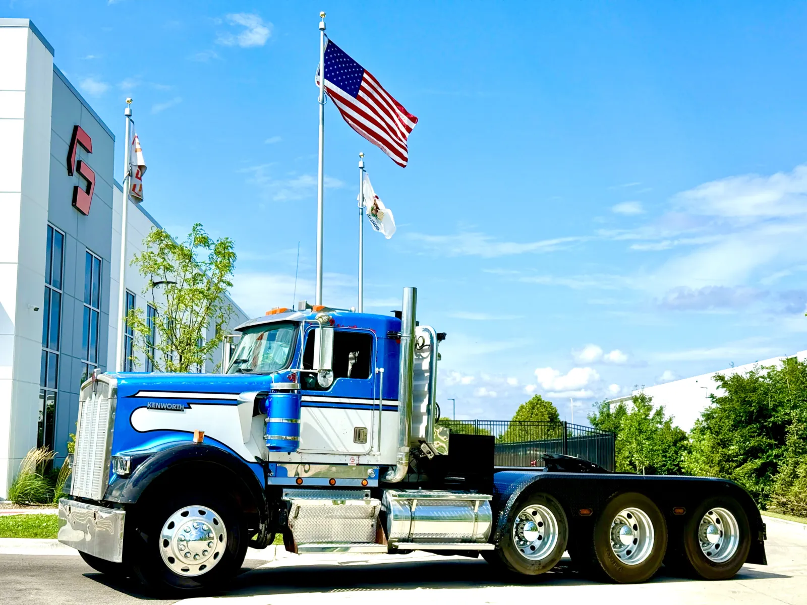 2002 KENWORTH W900