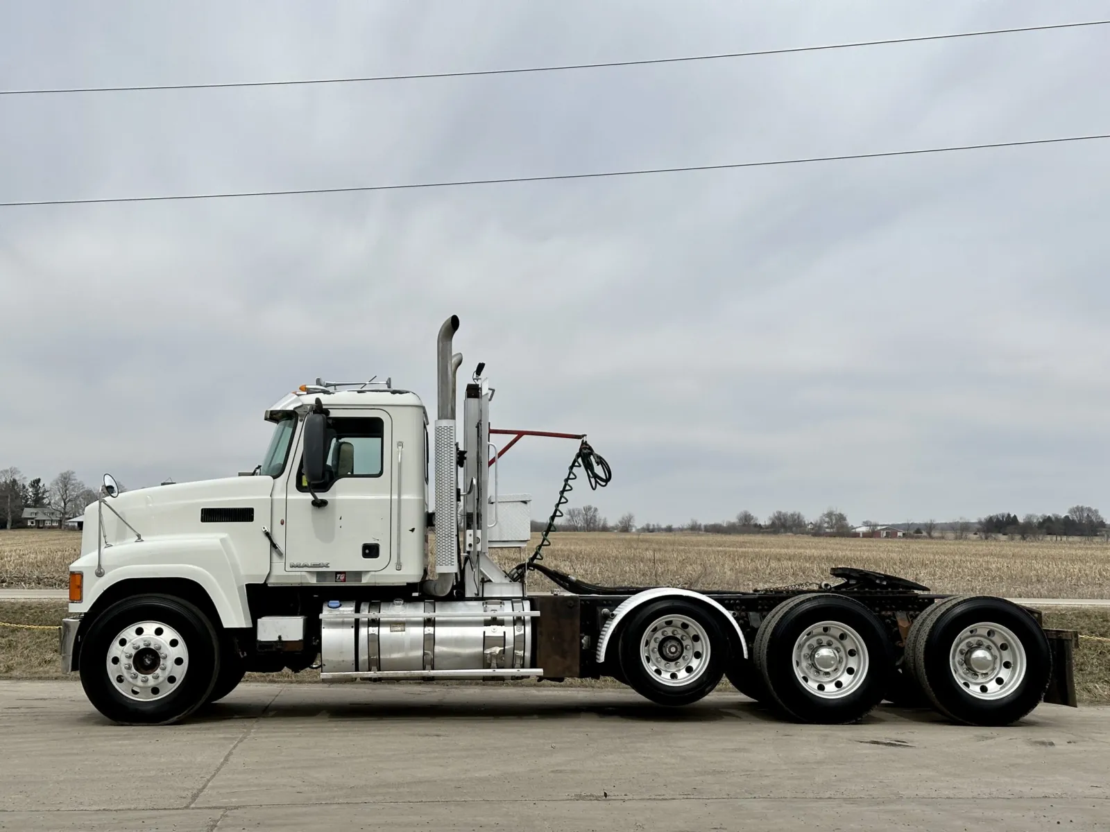 2013 Mack - image 4
