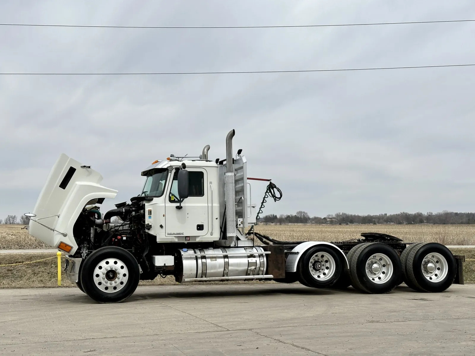 2013 Mack - image 10