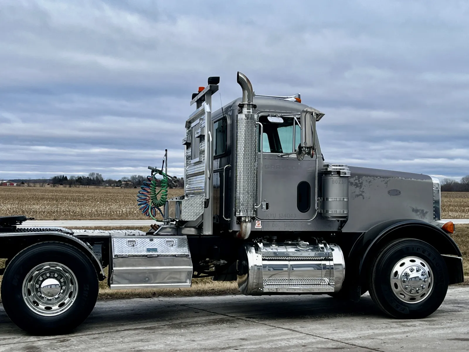 1999 Peterbilt - image 7