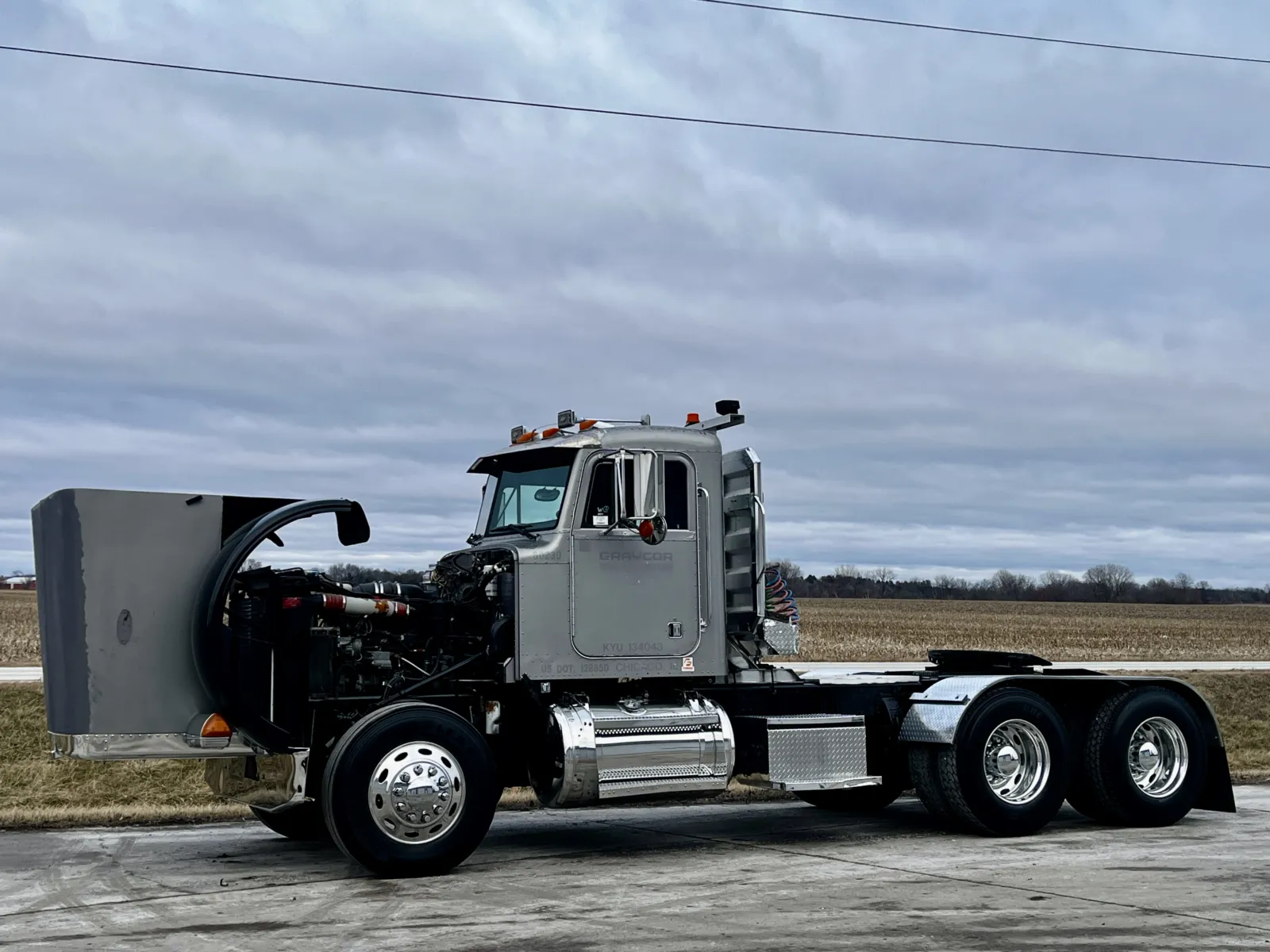 1999 Peterbilt - image 10