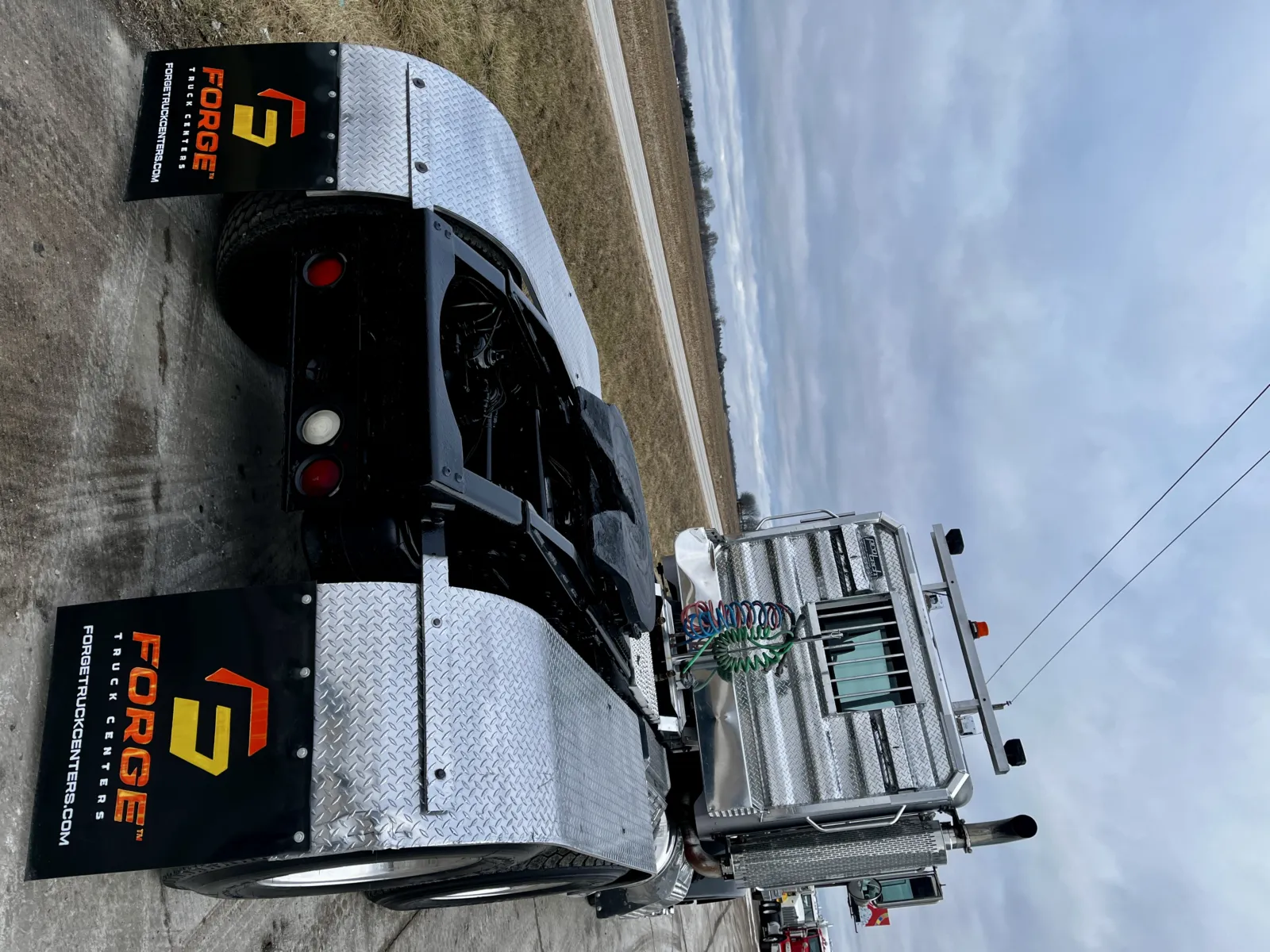 1999 Peterbilt - image 11