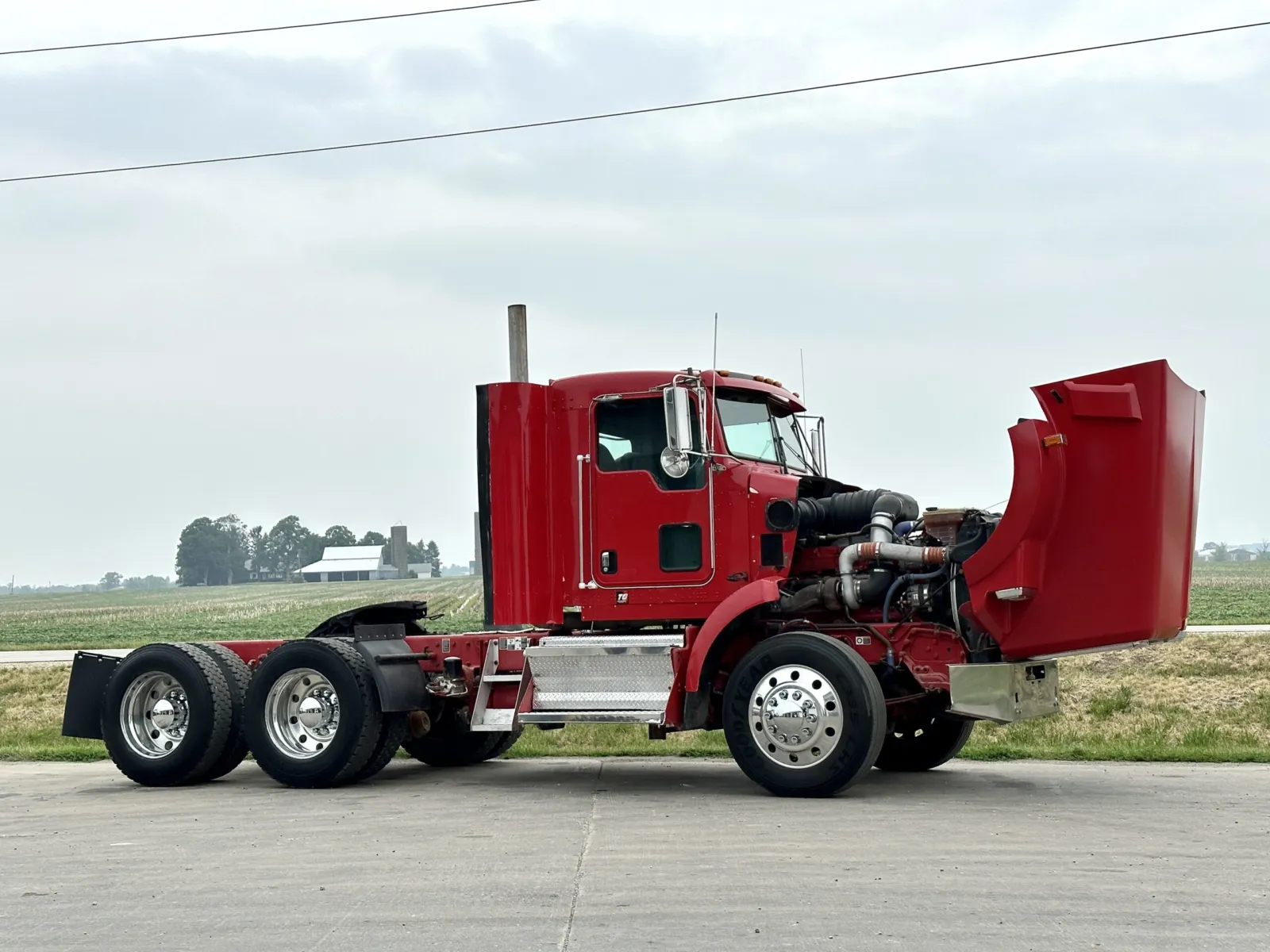 2012 Kenworth T800 - image 9