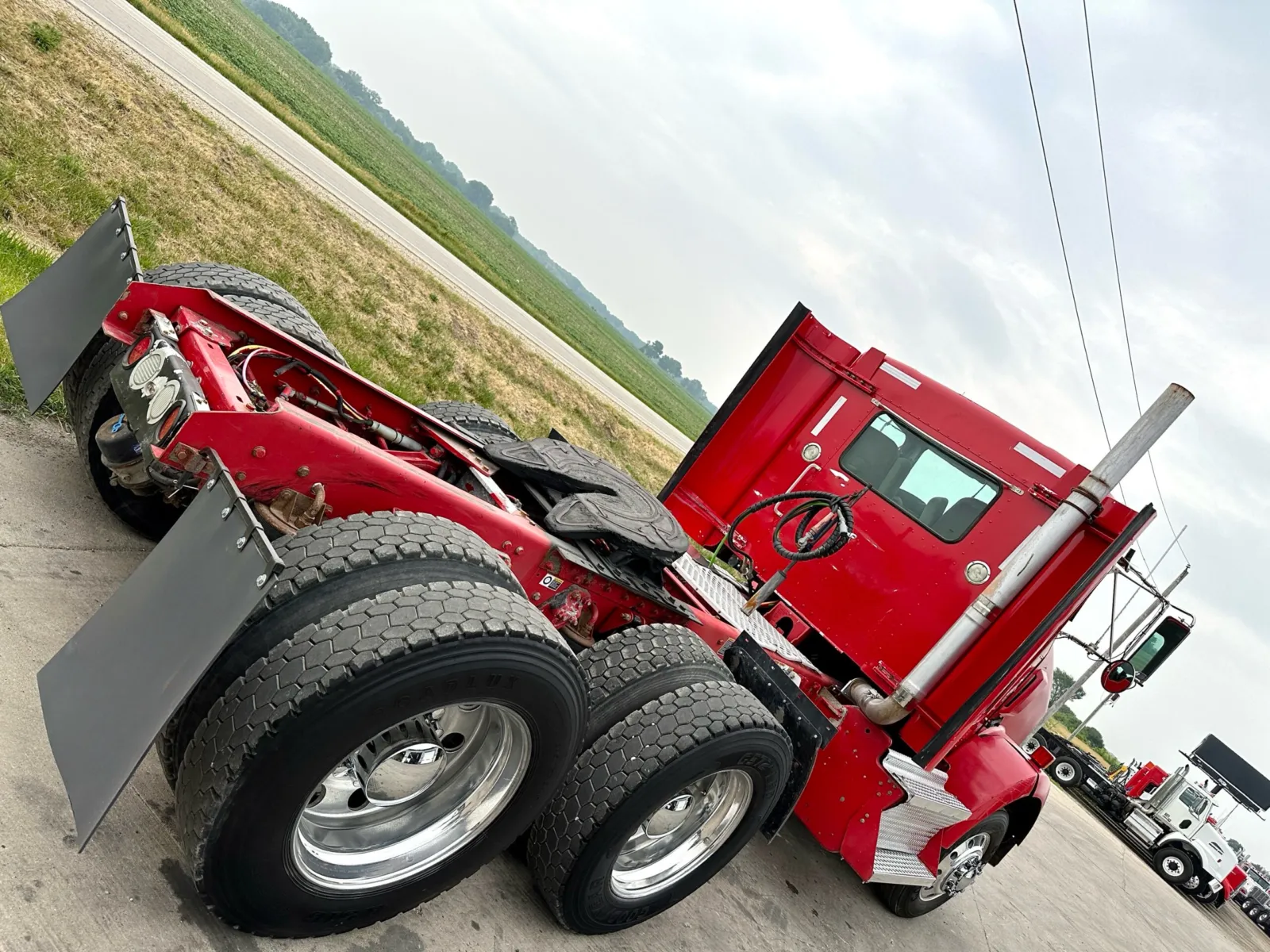 2012 Kenworth T800 - image 11