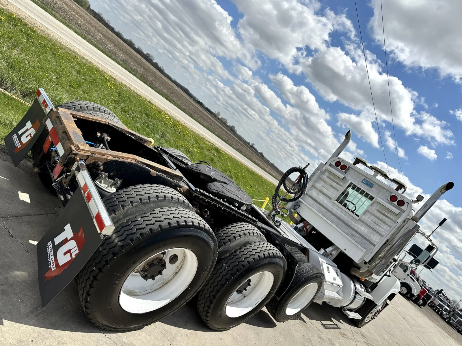 2007 Mack - image 11