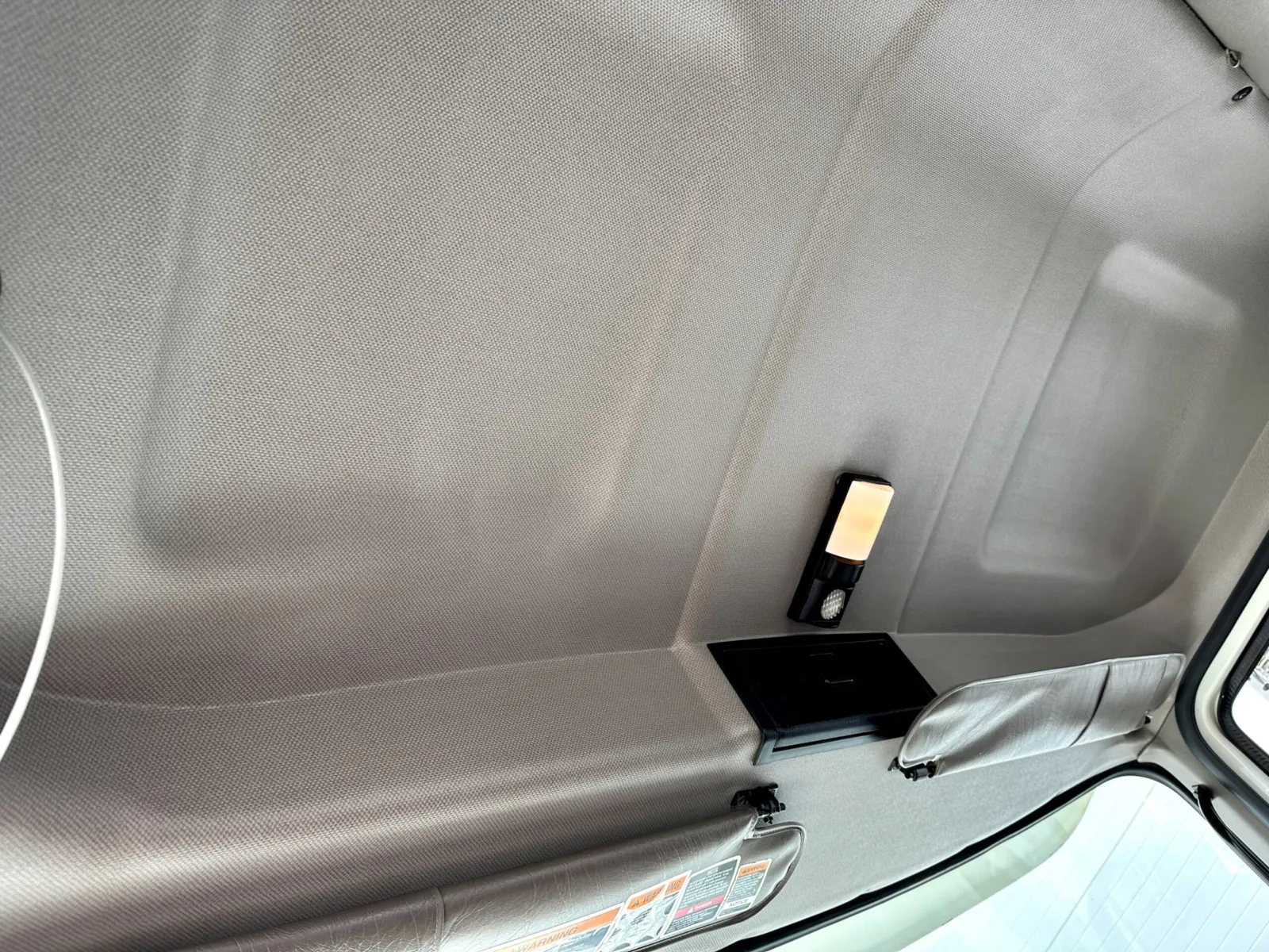 2007 Mack - image 20