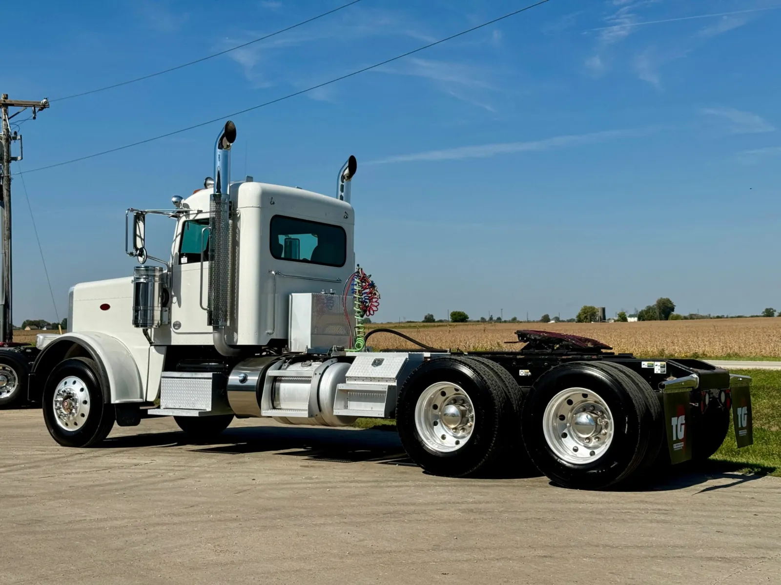 2018 Peterbilt 389 - image 6
