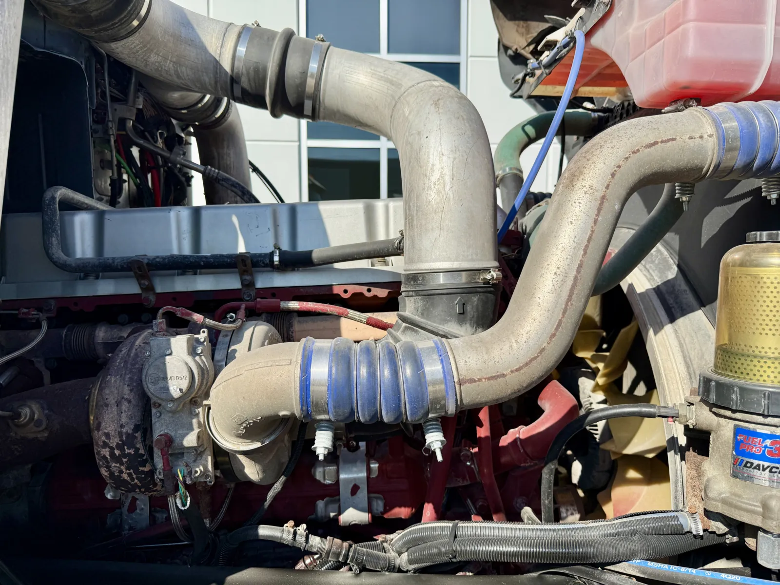 2011 Peterbilt - image 13