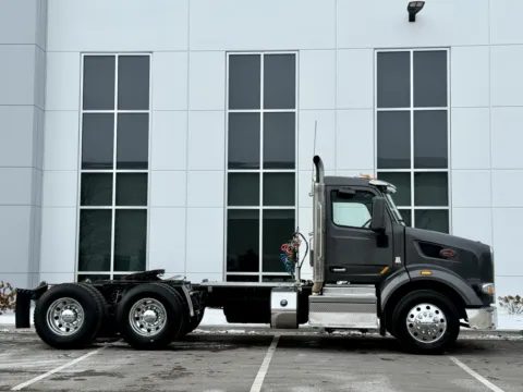 Another view of 2022 PETERBILT 567 for sale in New Lenox, IL at Forge Truck Centers - Illinois