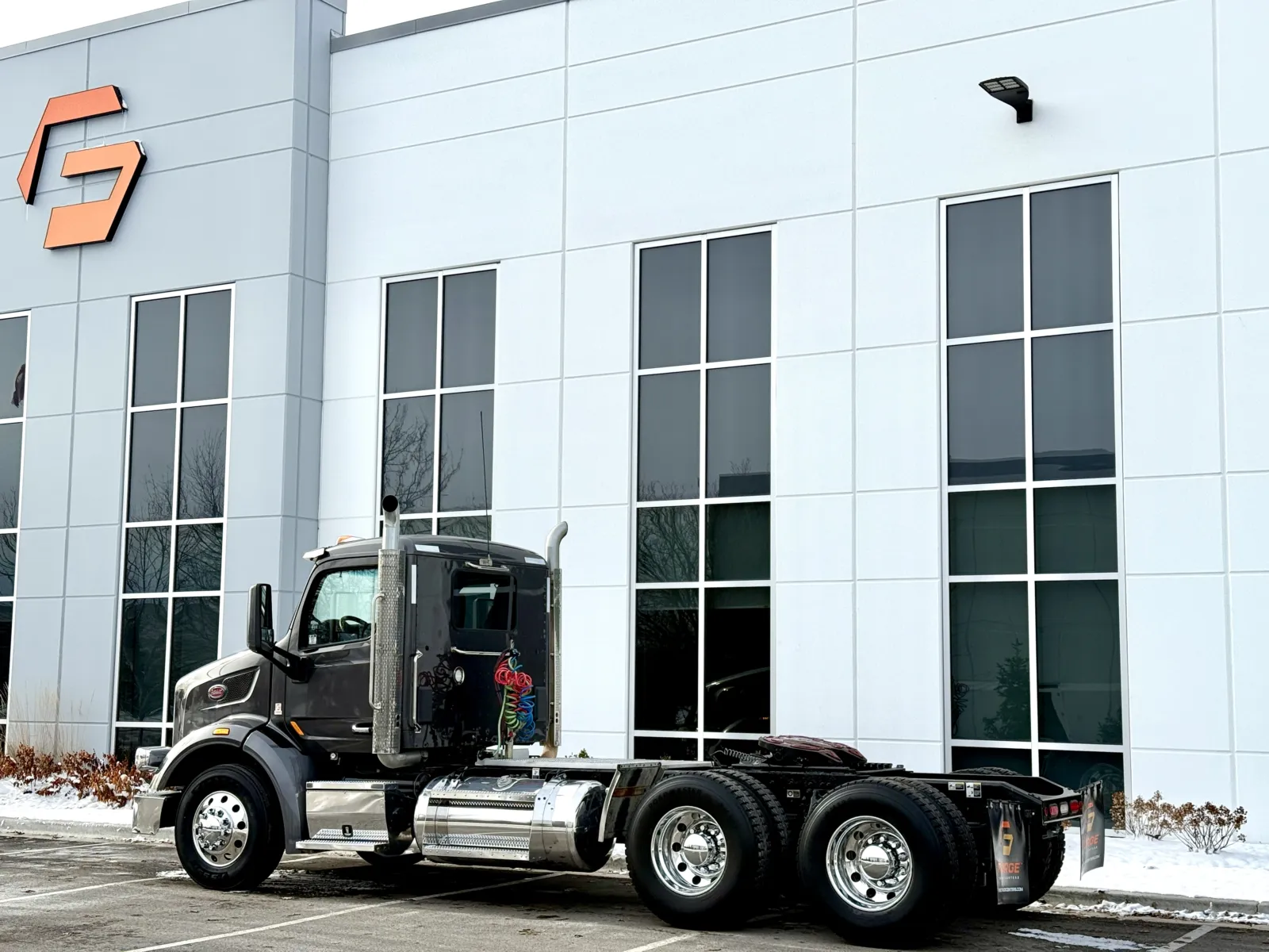 2022 Peterbilt 567 - image 6